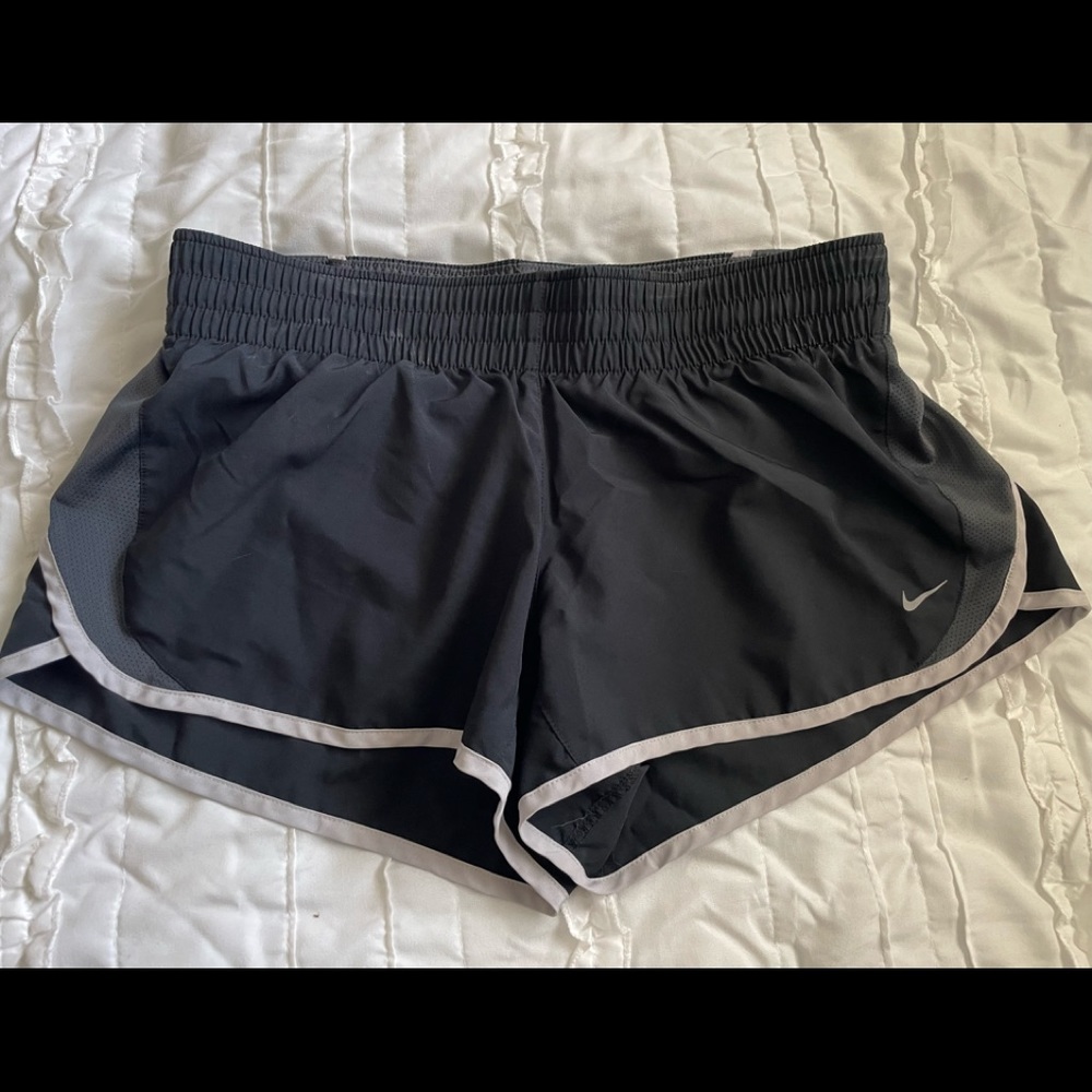 Nike Dri-Fit shorts size L
